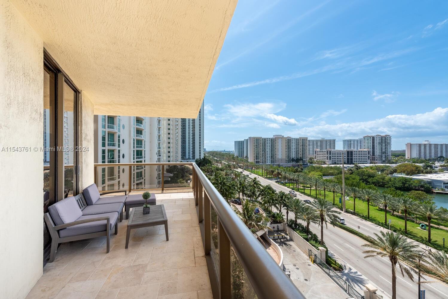 Spectacular Condo